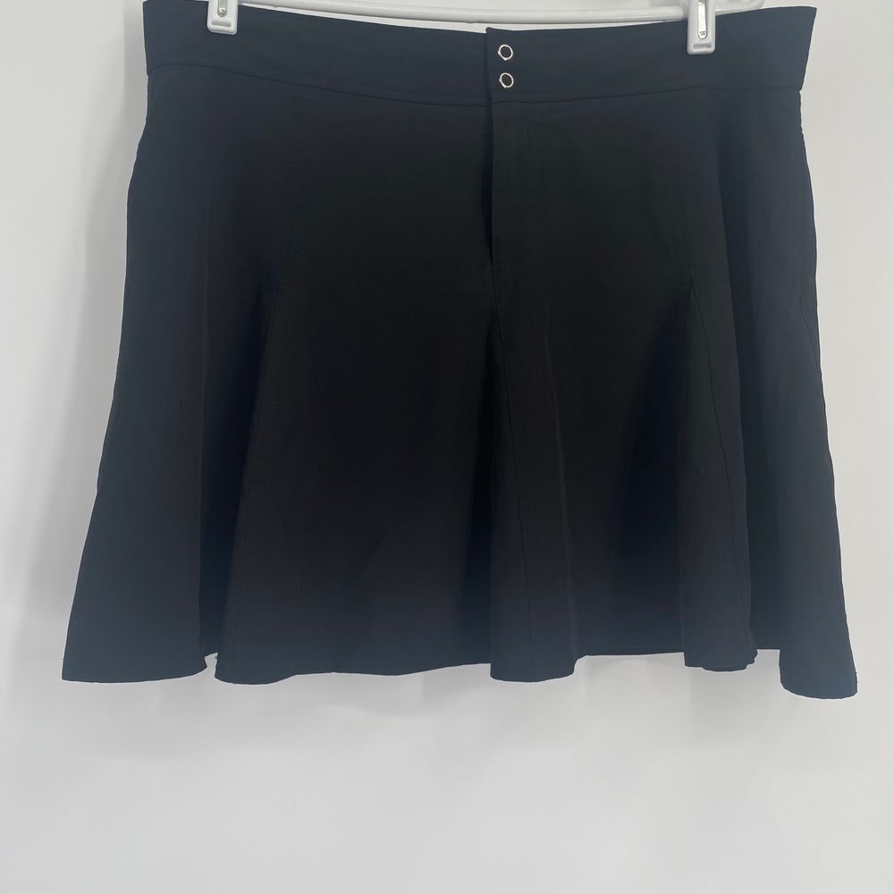 Kyodan Freedom Trail Black Skort Size‎ XL